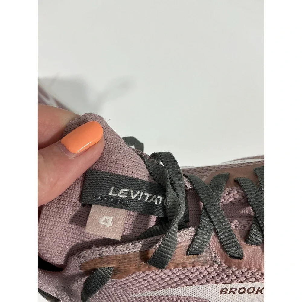 Brooks Levitate 4 Women's Running Shoes Mauve Purple Gray Size 5